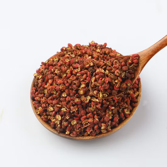 Чили Различные отдельные специи хорошего качества, сушеный красный перец чили.